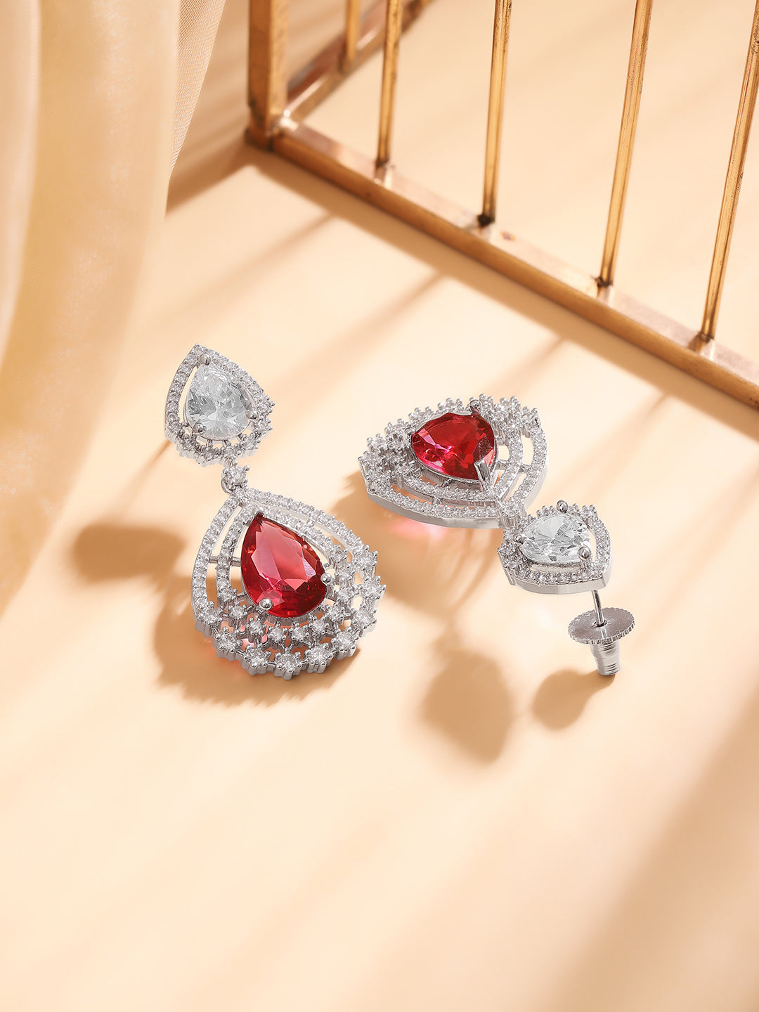 Drops of Love and Light American Diamond Zirconia Earrings フリーサイズ