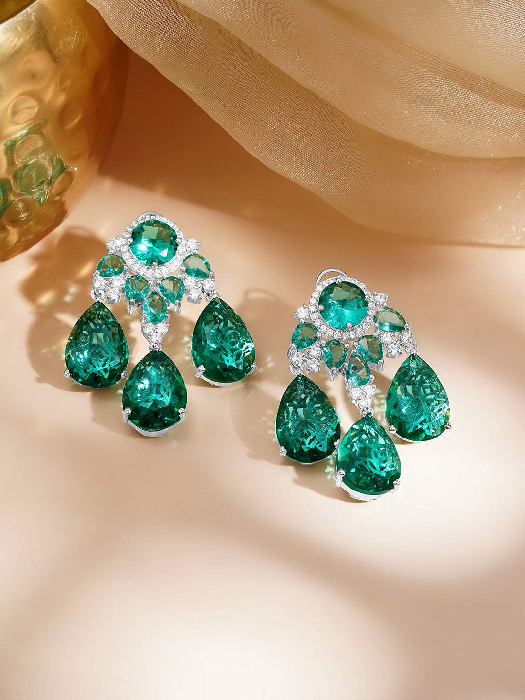 Emerald Teardrop Luxe Chandelier フリーサイズ
