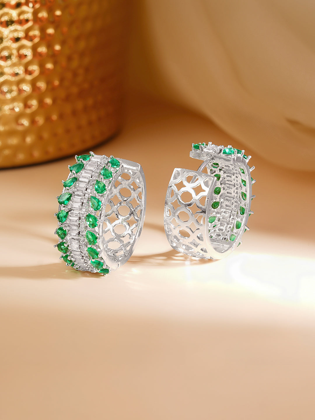 【Rubans】 Rhodium Plated American Diamond Zirconia Green Hoop Earrings｜ロジウムメッキ アメリカンダイヤモンド グリーン フープイヤリング