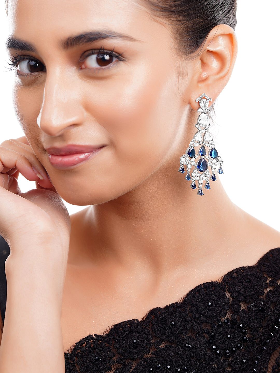 【Rubans】 Rhodium Plated Teardrop American Diamond Zirconia Blue & Silver Dangler Earrings｜ロジウムメッキ ティアドロップ アメリカンダイヤモンド ブルー＆シルバー ダングラーイヤリング