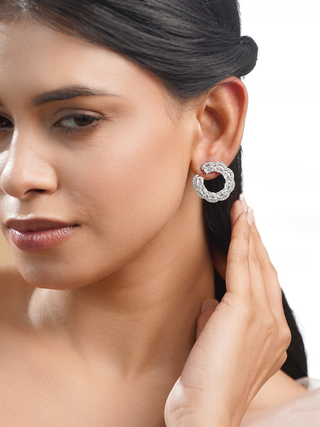 American Diamond Zirconia C-Shaped Stud Earrings フリーサイズ