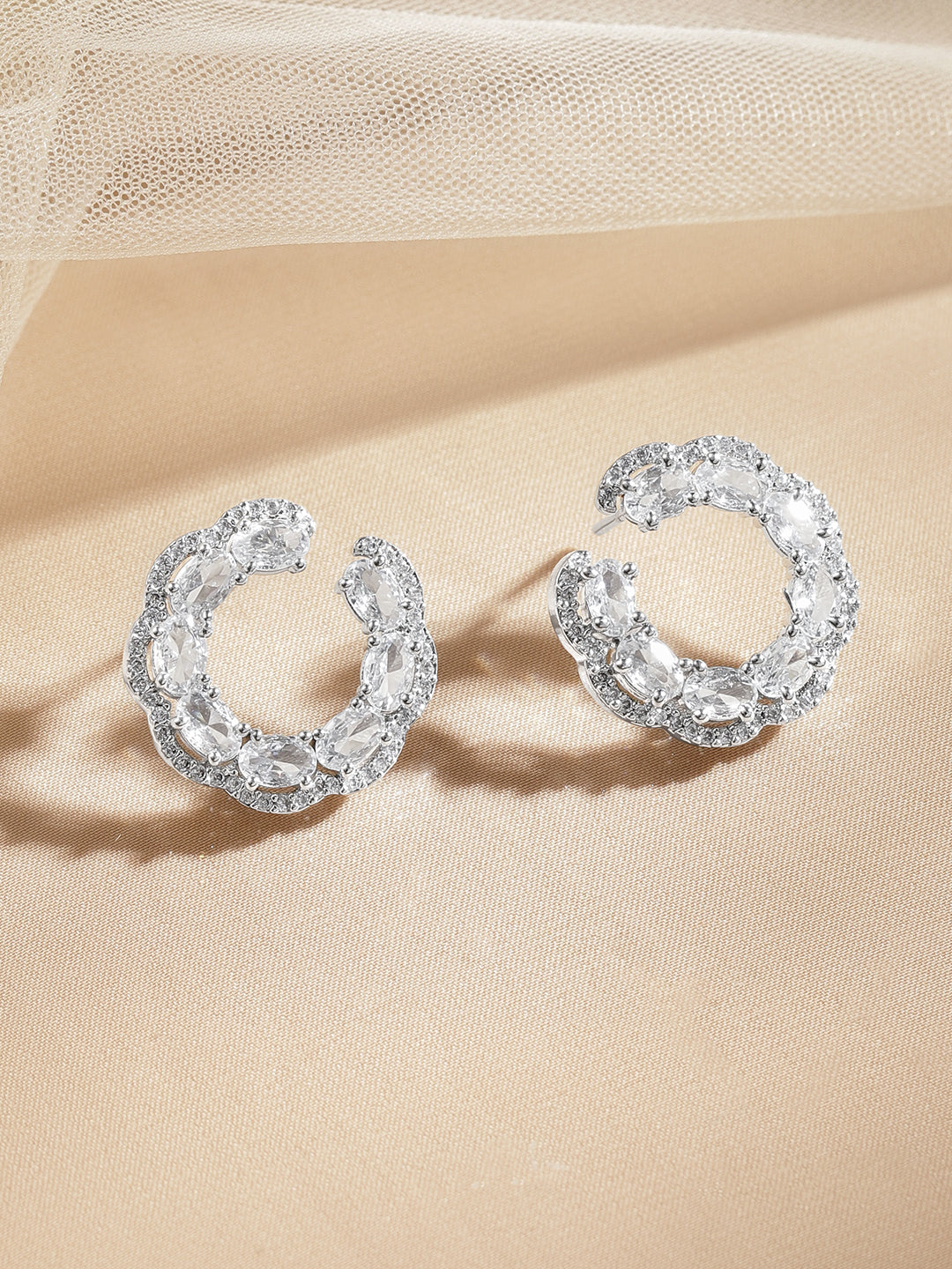 American Diamond Zirconia C-Shaped Stud Earrings フリーサイズ