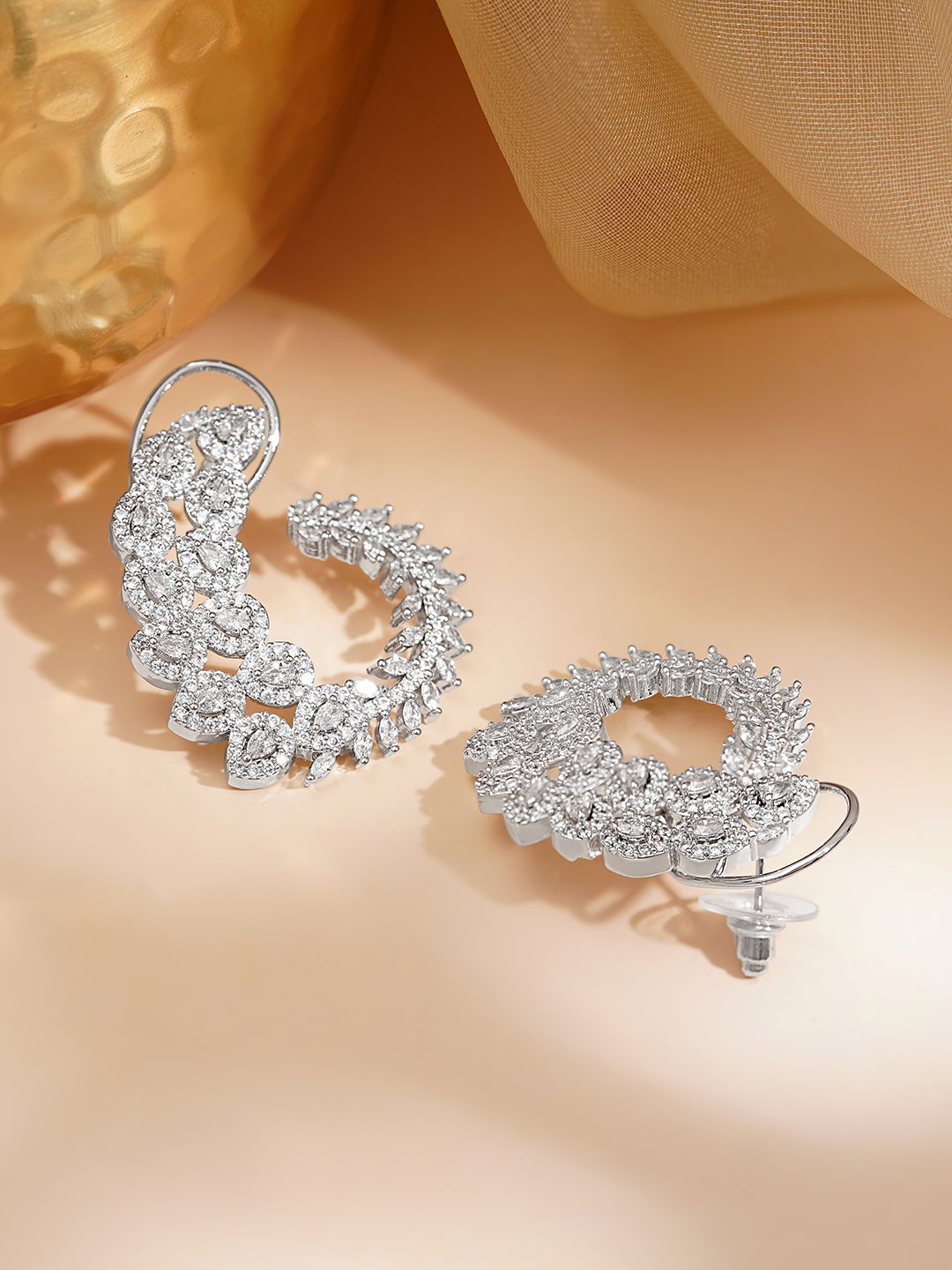 Celestial Bloom Spark Stud Earrings フリーサイズ