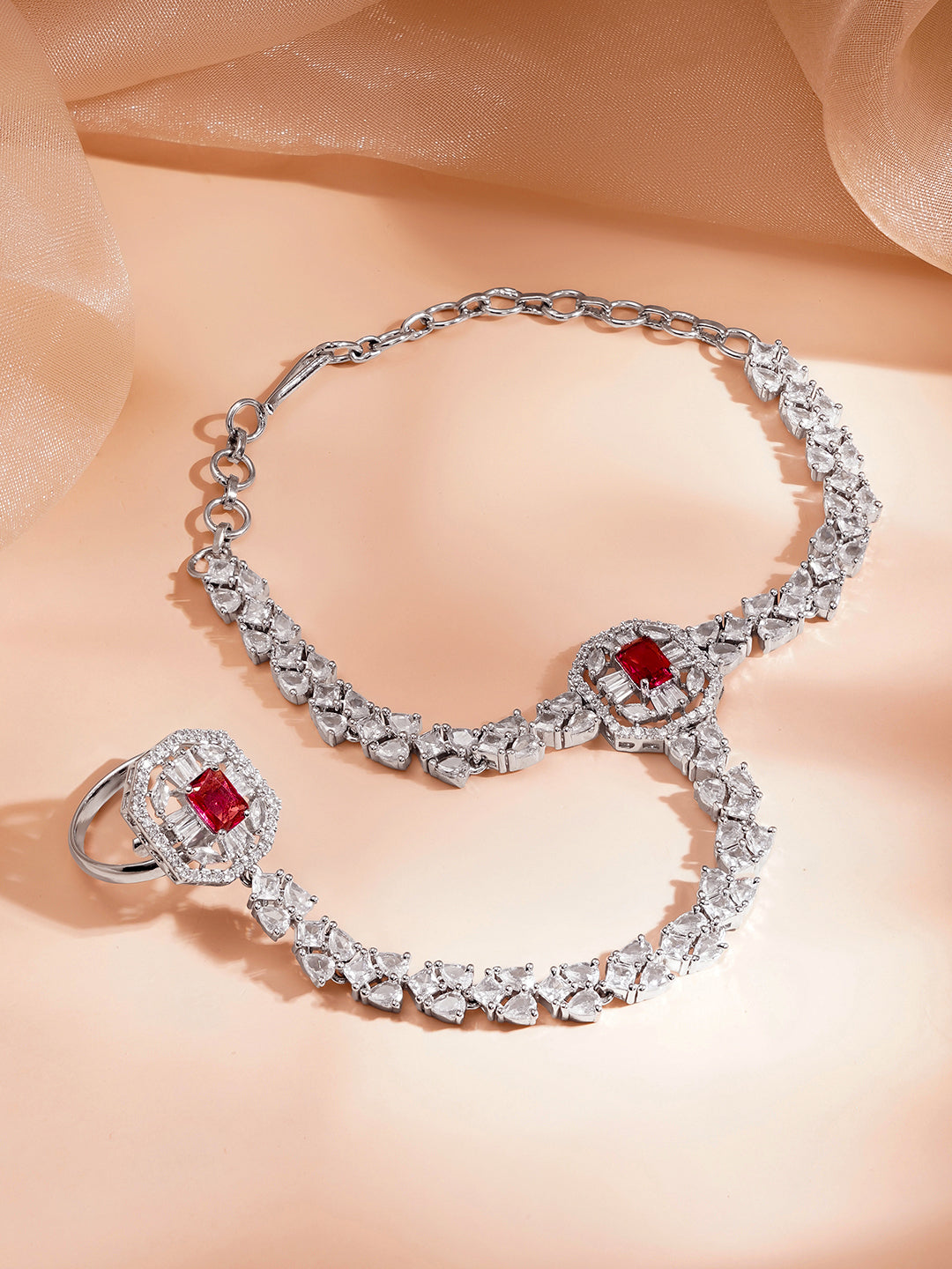 Luxe Silver Ruby Glow Hand Harness Bracelet フリーサイズ
