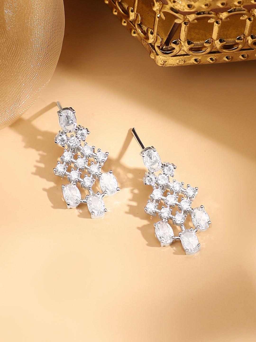 Rubans Rhodium-Plated White Cubic Zirconia Studded Statement Necklace Set フリーサイズ