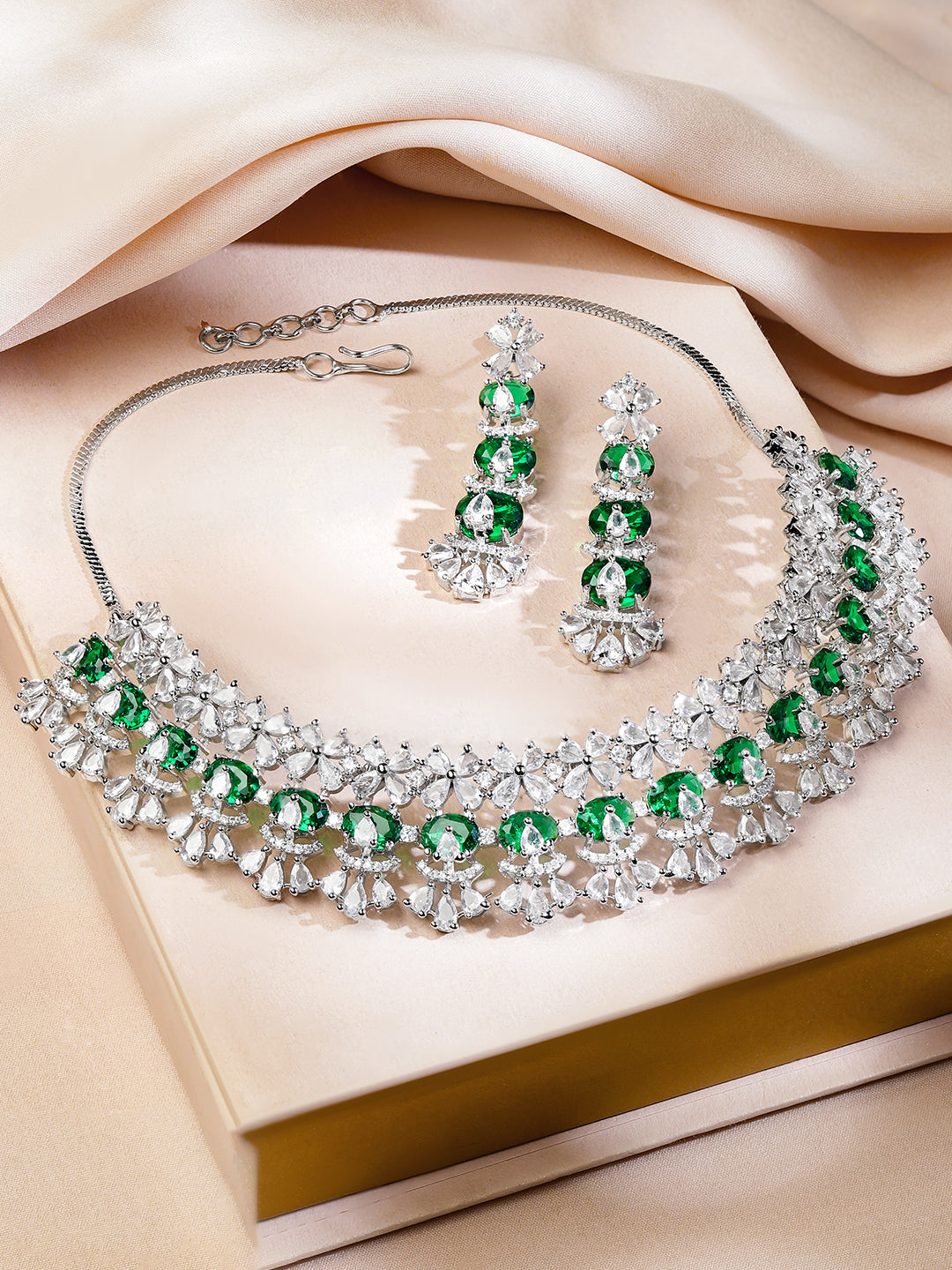 Green Beaded American Diamond Zirconia Floral Necklace Set フリーサイズ