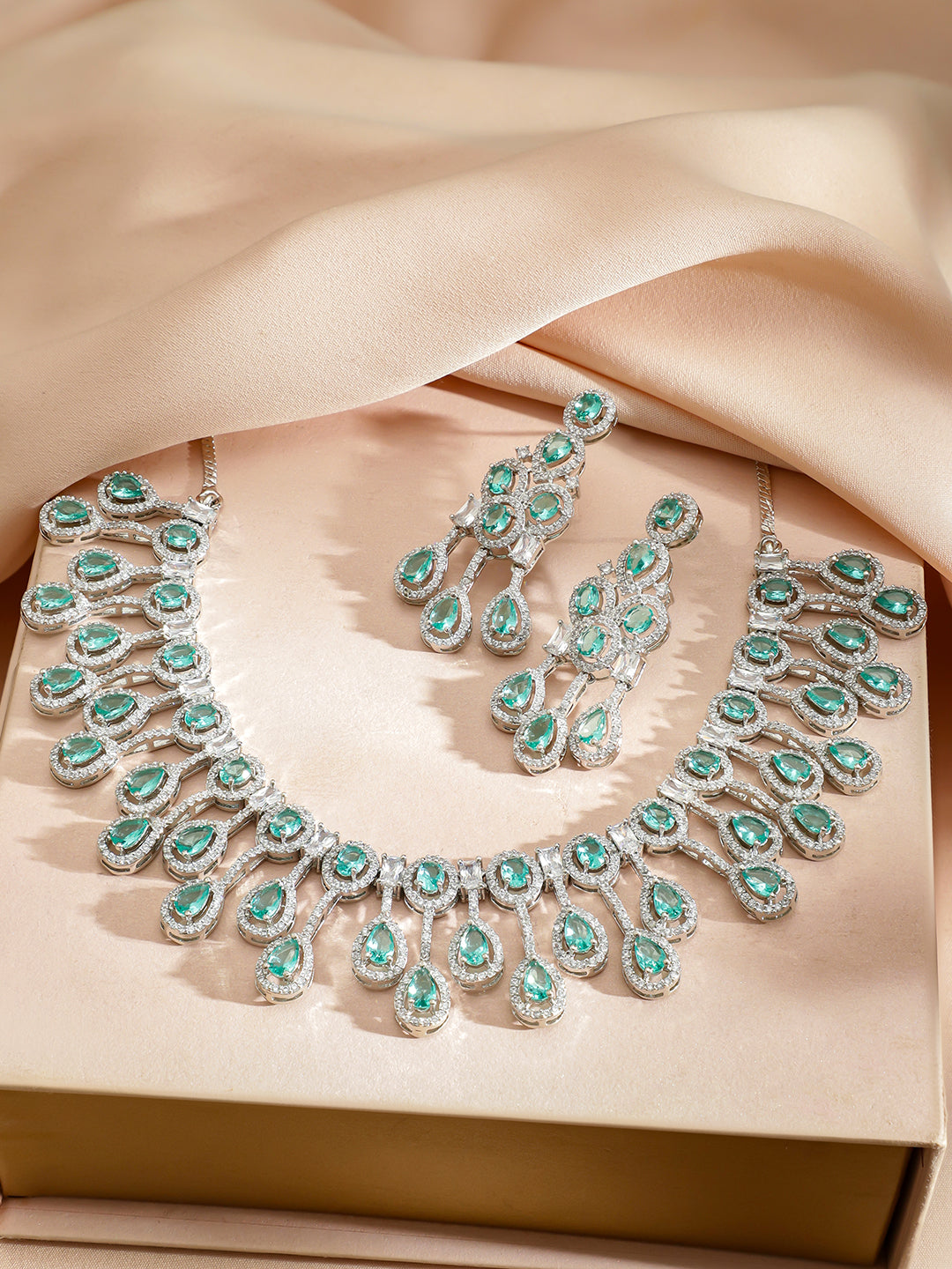 Green Studded American Diamond Zirconia Necklace Set フリーサイズ