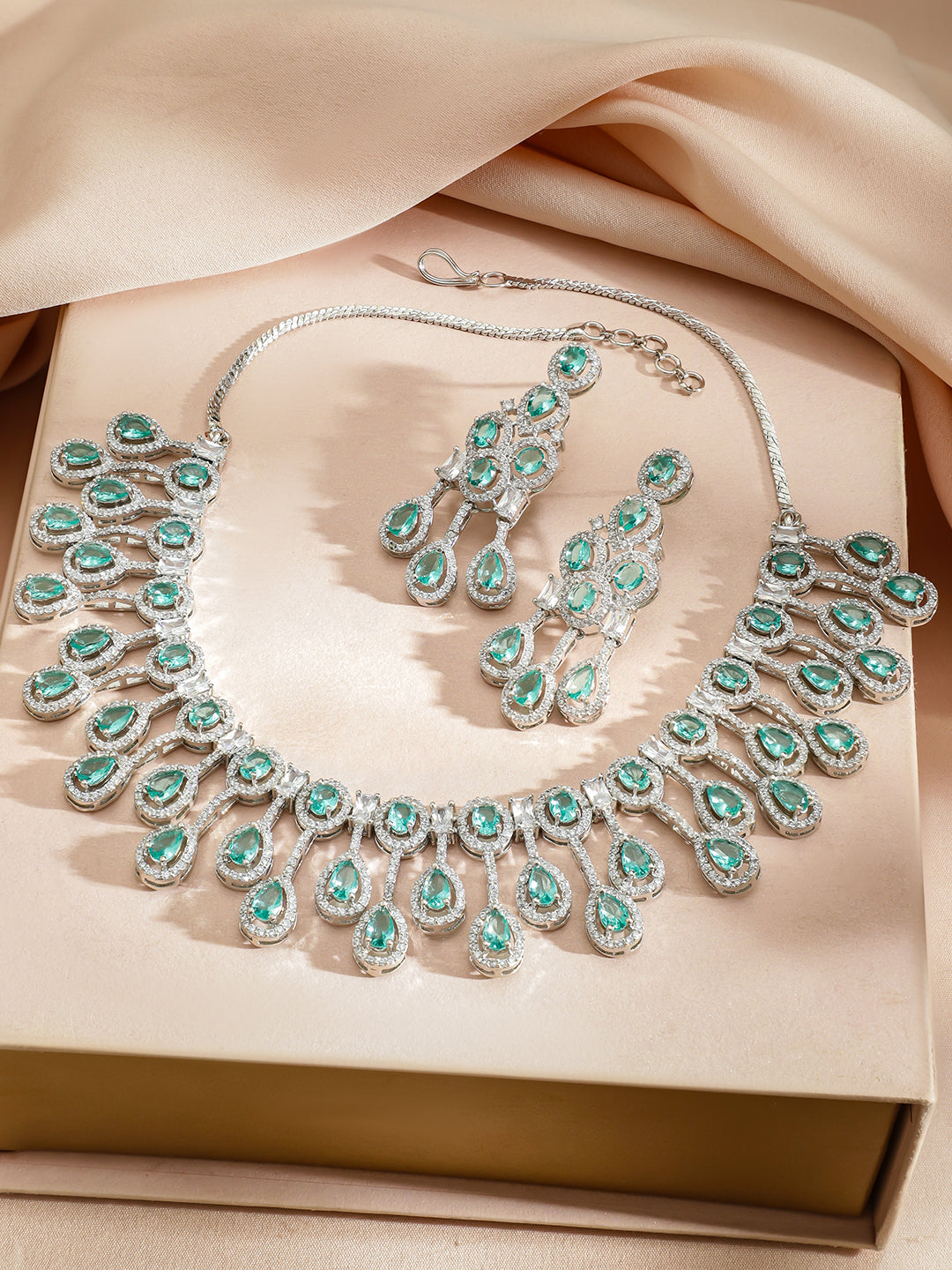 Green Studded American Diamond Zirconia Necklace Set フリーサイズ