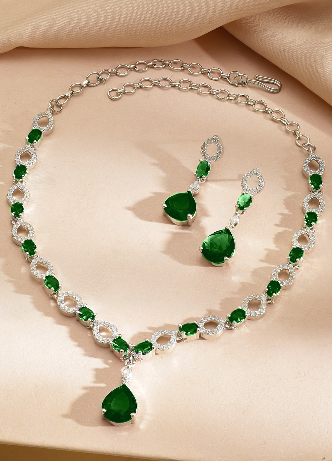 Emerald Luxe Necklace Set フリーサイズ