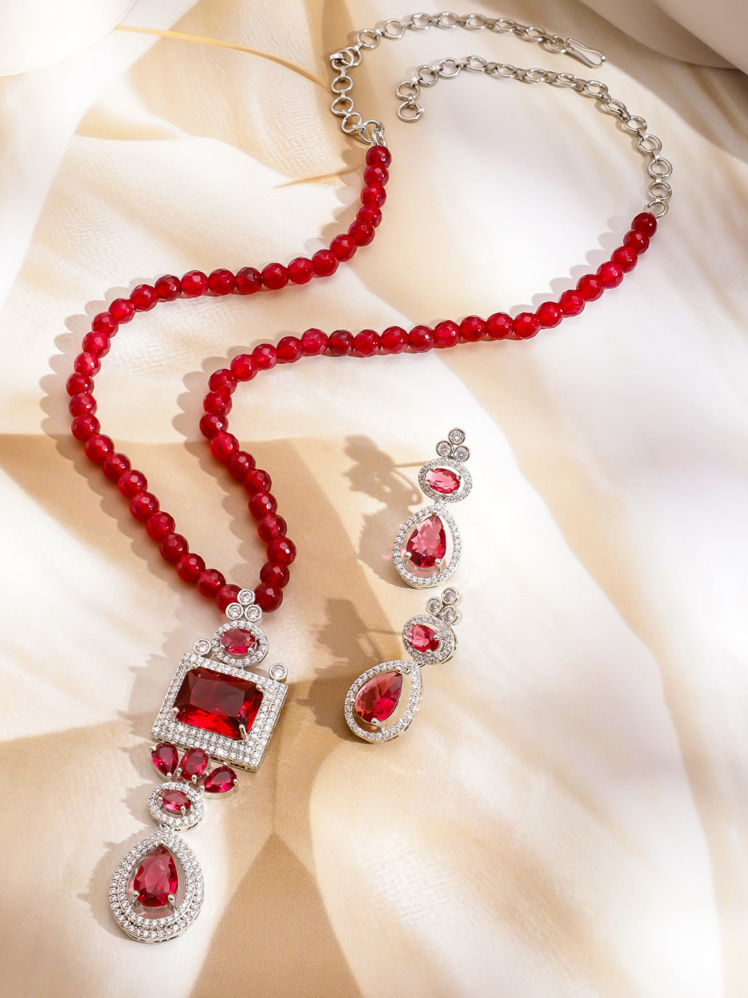 Temple Serenity Emerald Necklace Set フリーサイズ