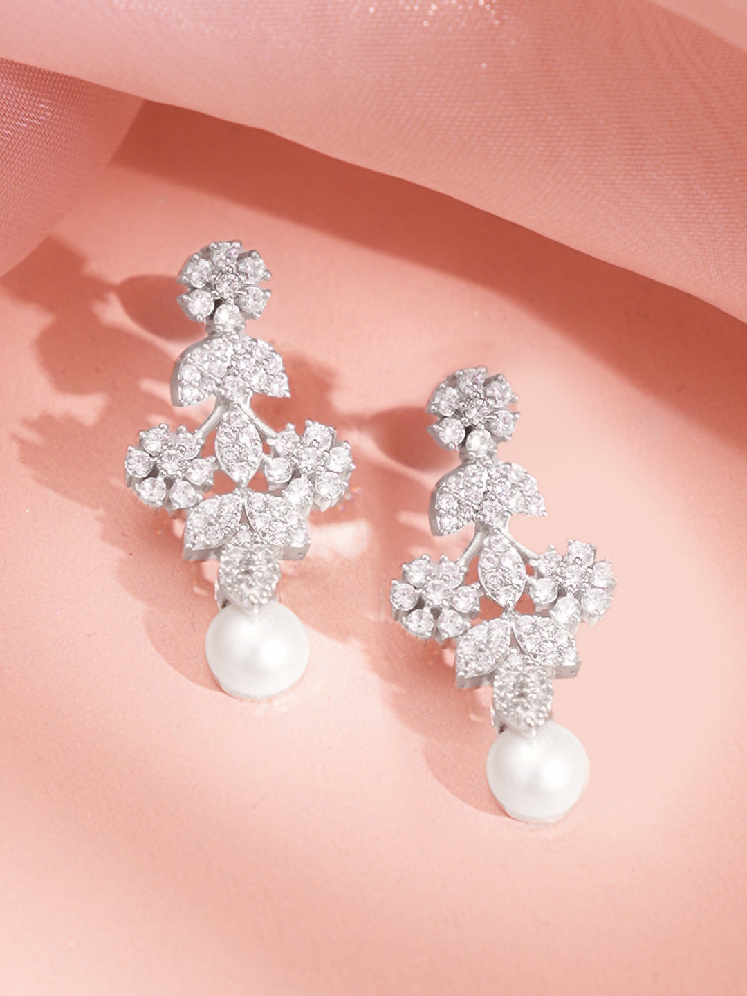 【Rubans】 Rhodium Plated Cubic Zirconia Pearl Floral Necklace Set｜ロジウムメッキ キュービックジルコニア パール フローラル ネックレスセット