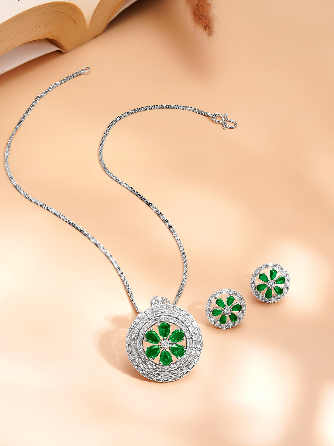 Emerald Bloom Sparkle Pendant Set フリーサイズ
