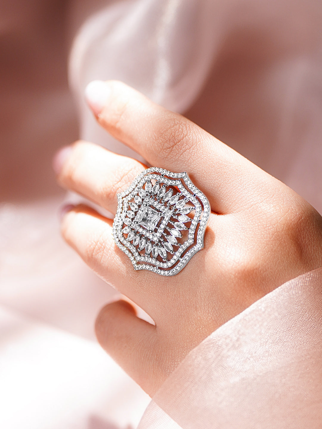 American Diamond Floral Statement Adjustable Ring フリーサイズ