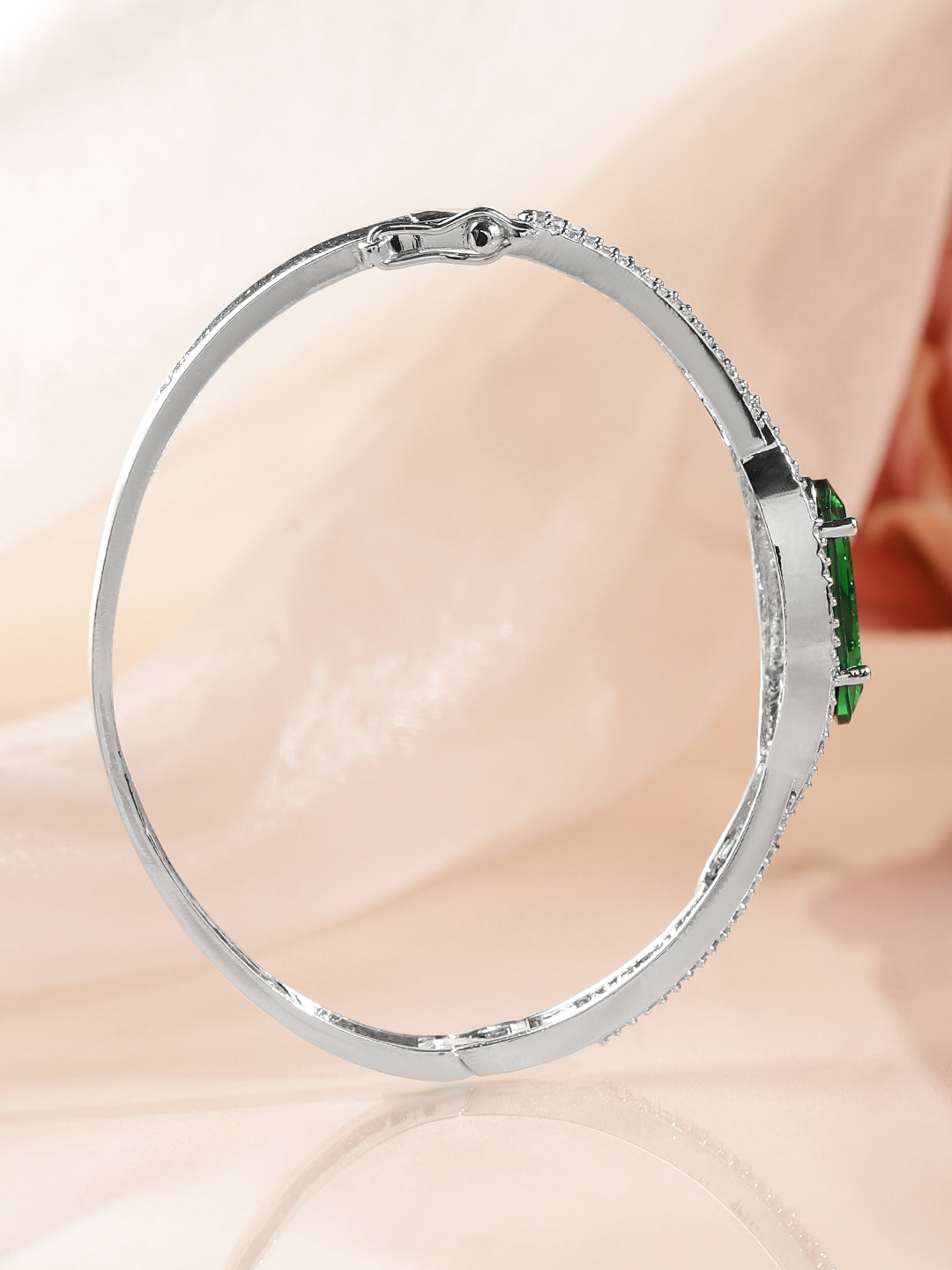 Rubans Rhodium-Plated Emerald Green & White Cubic Zirconia Studded Designer Bracelet フリーサイズ