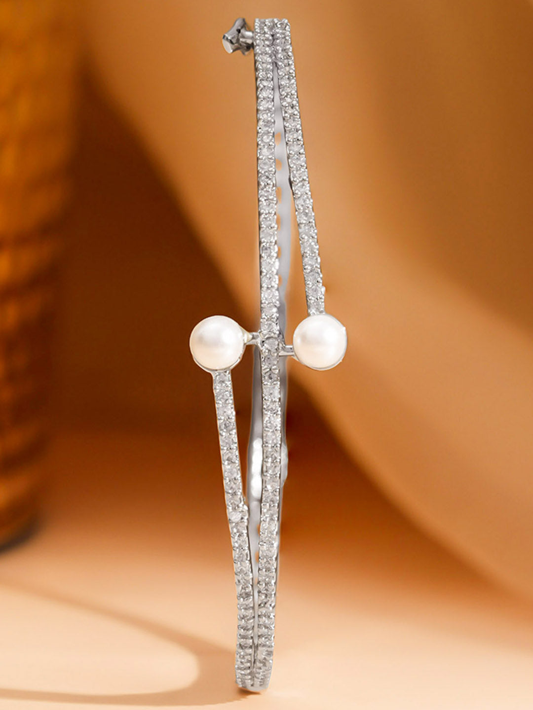 Silver Glow Pearl Crystal Bracelet Length - Adjustable