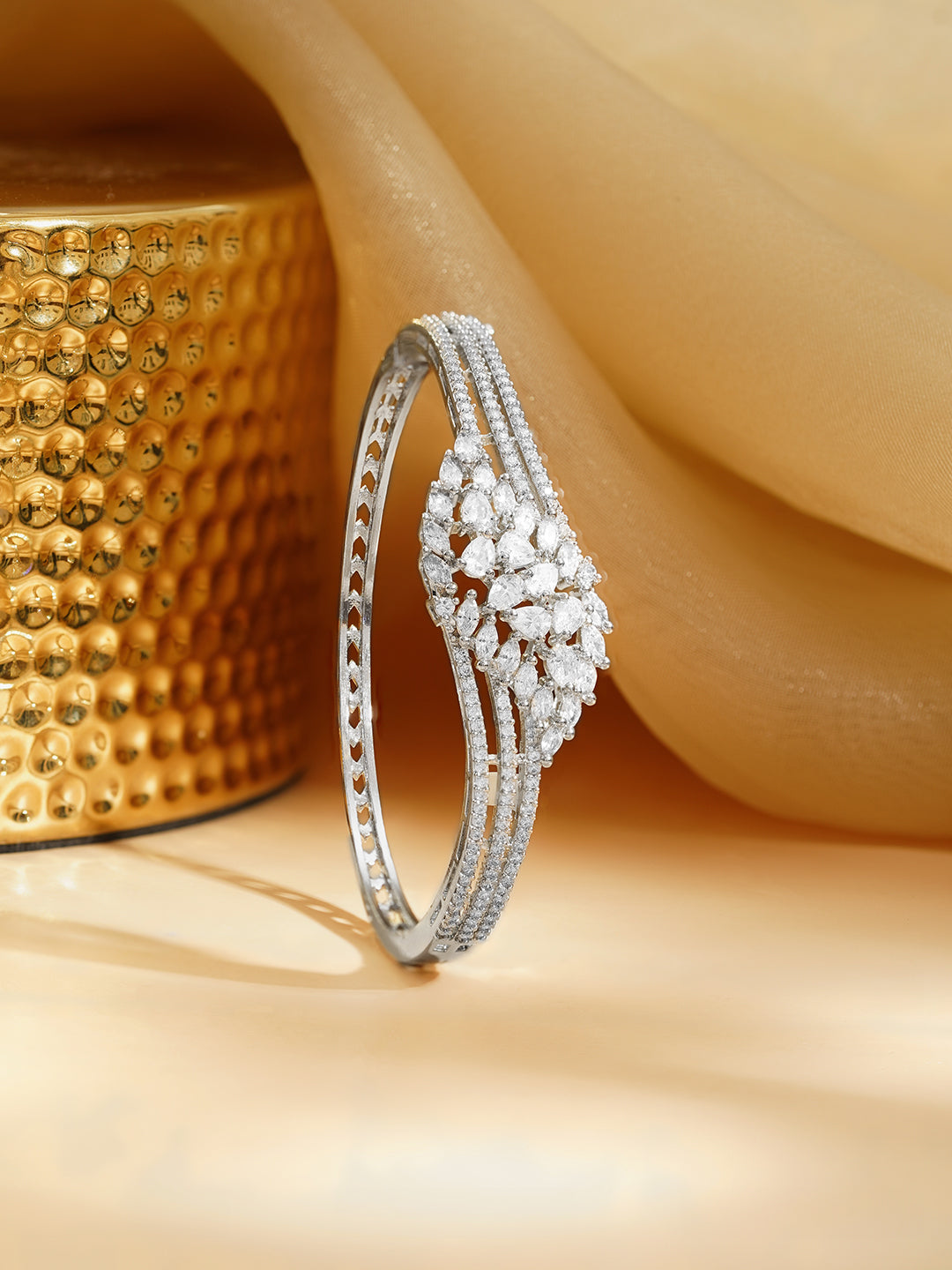 【Rubans】 Rhodium Plated American Diamond Zirconia Leaf Motif Bracelet｜ロジウムメッキ アメリカンダイヤモンド ジルコニア リーフモチーフ ブレスレット