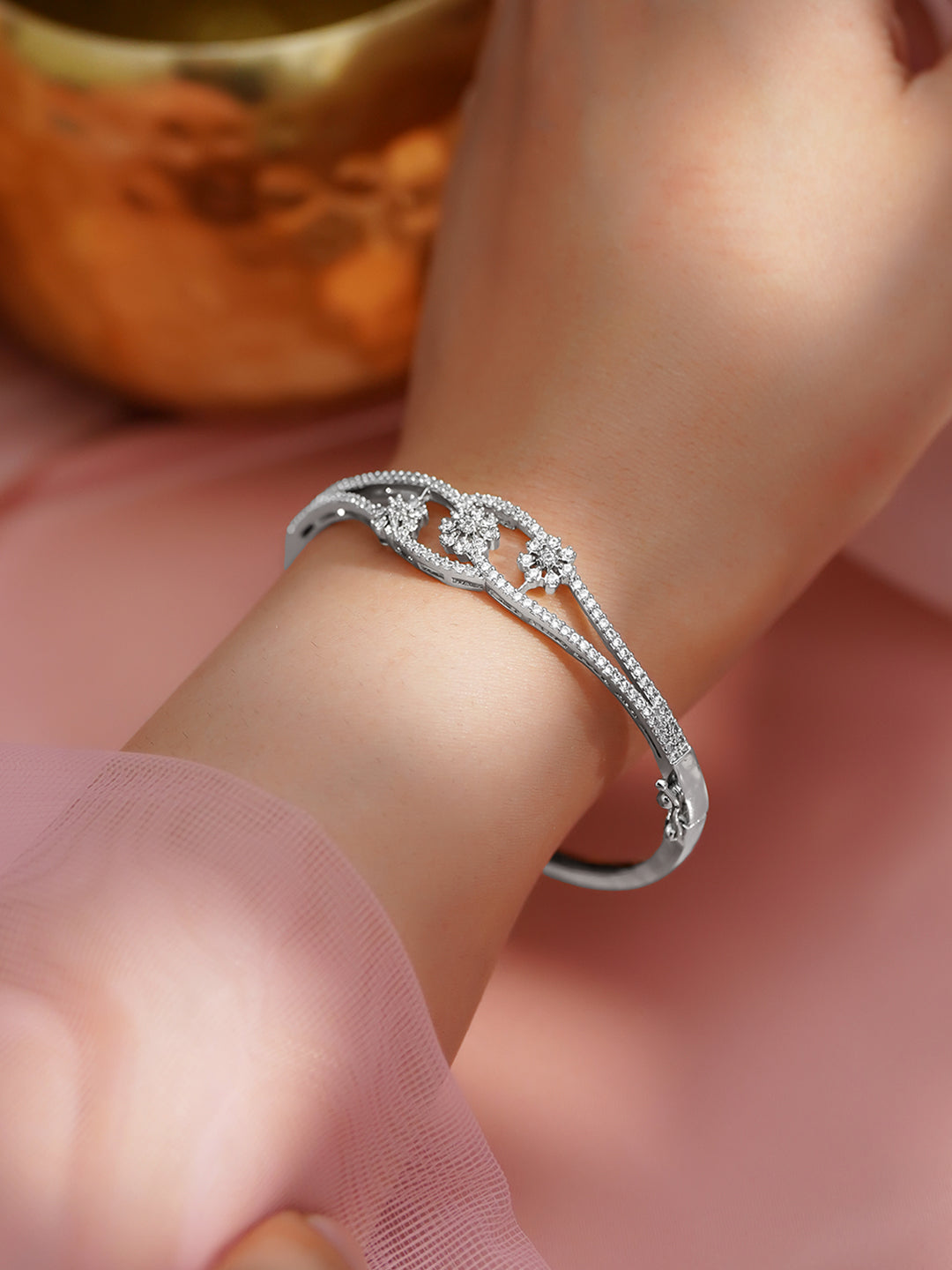 Crystal Bloom Statement Bracelet Length - 2.6 cm