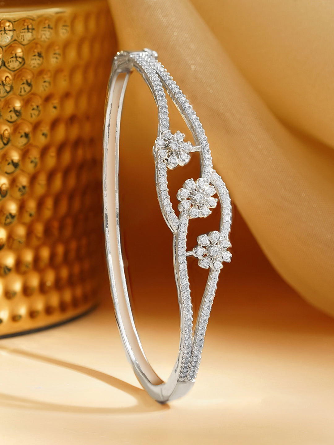 Crystal Bloom Statement Bracelet Length - 2.6 cm