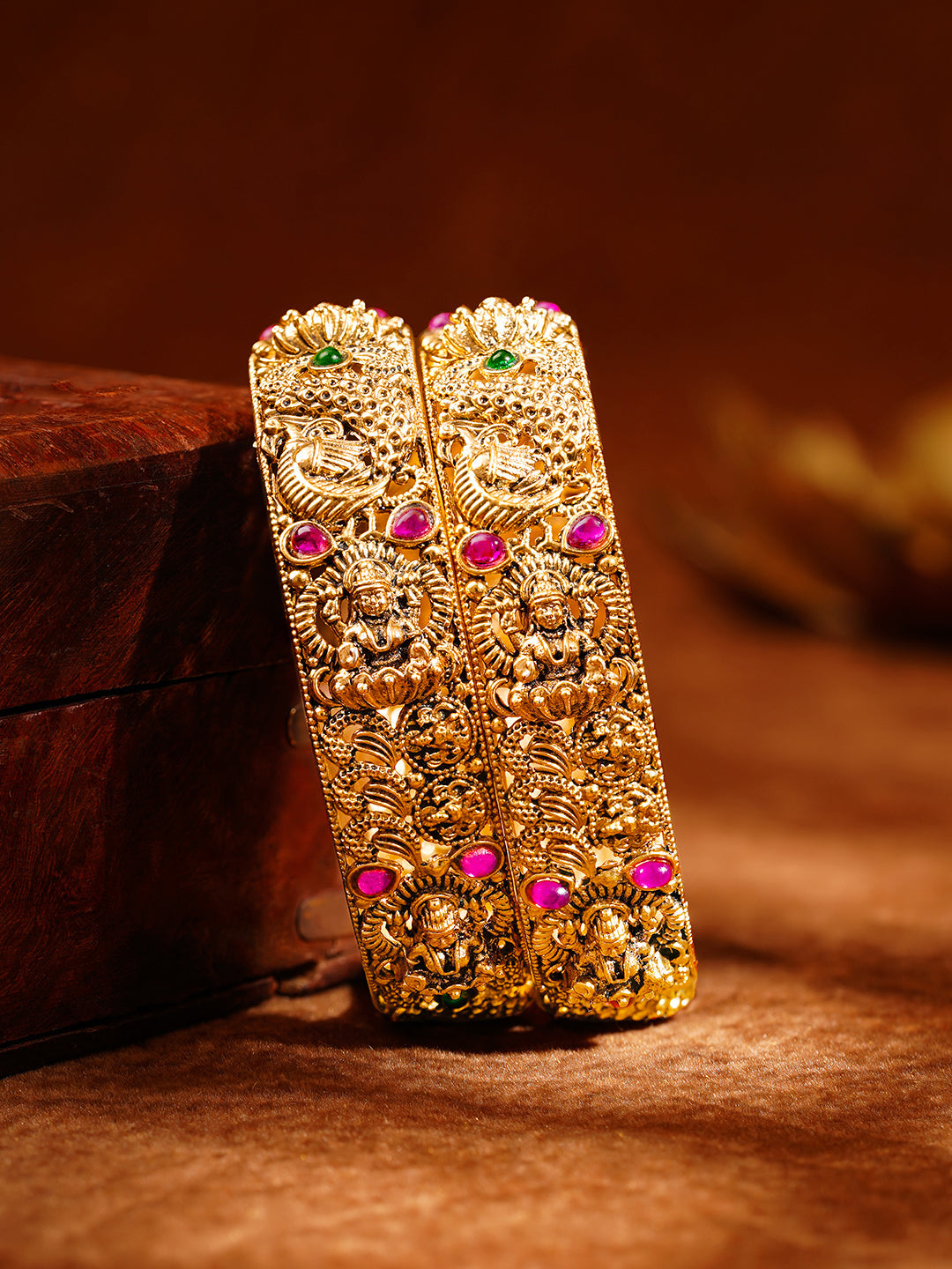 Divine Heritage Statement Gold Bangles 2.8 - Large