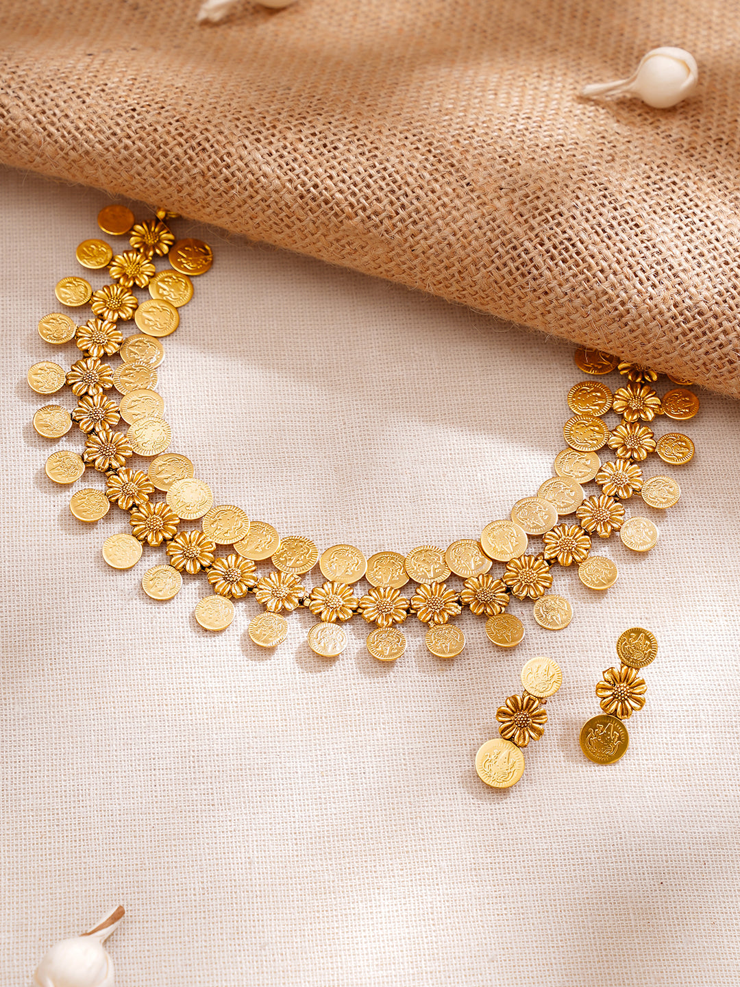 【Rubans】 Gold Plated Floral Coin Drop Temple Choker Set｜ゴールドメッキ フローラル コインドロップ テンプル チョーカーセット