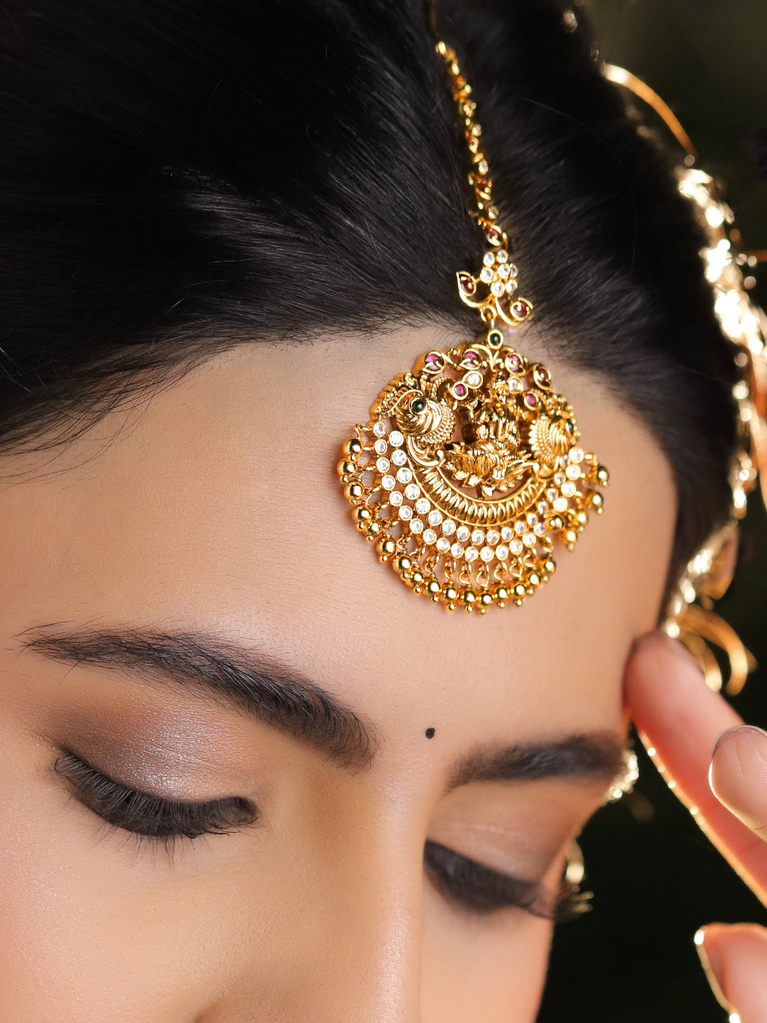 Laxmi Motif Maang Tikka With Gold Drops フリーサイズ