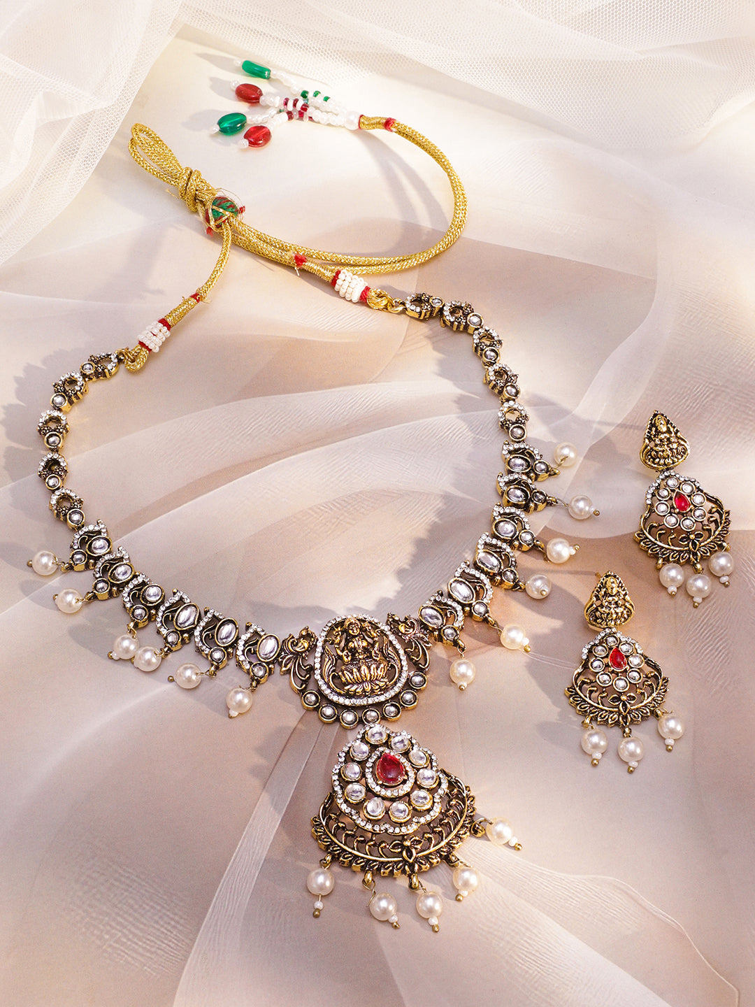 Laxmi Motif Kundan Pearl Necklace Set フリーサイズ