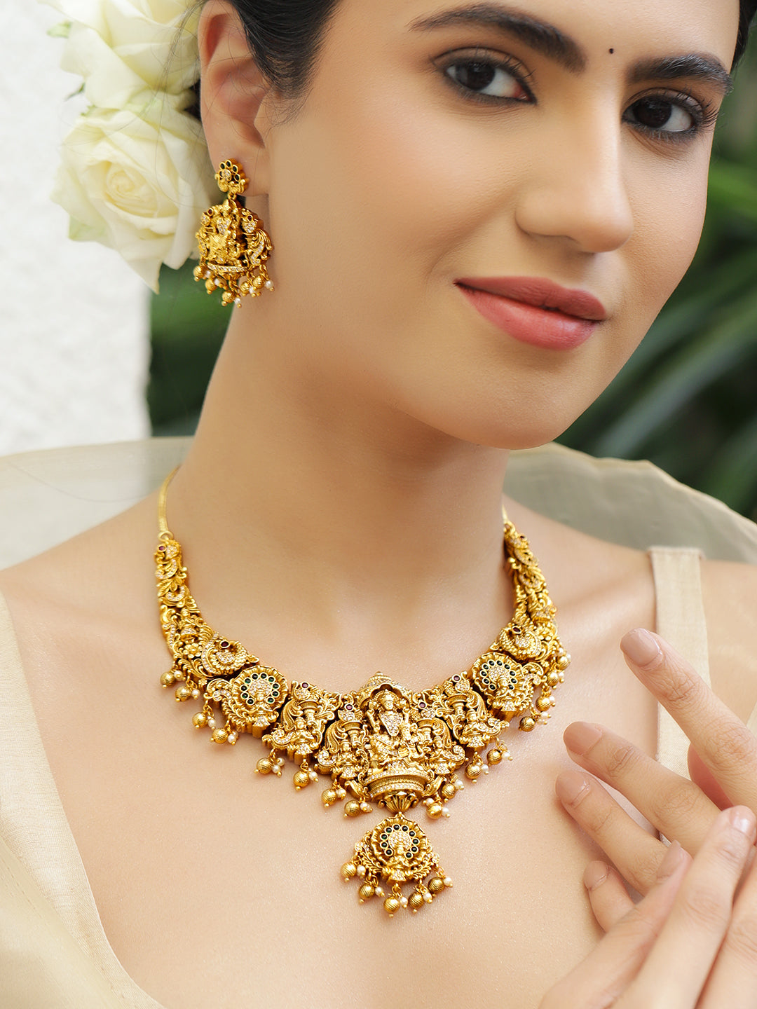 Royal Lakshmi Motif Necklace Set フリーサイズ