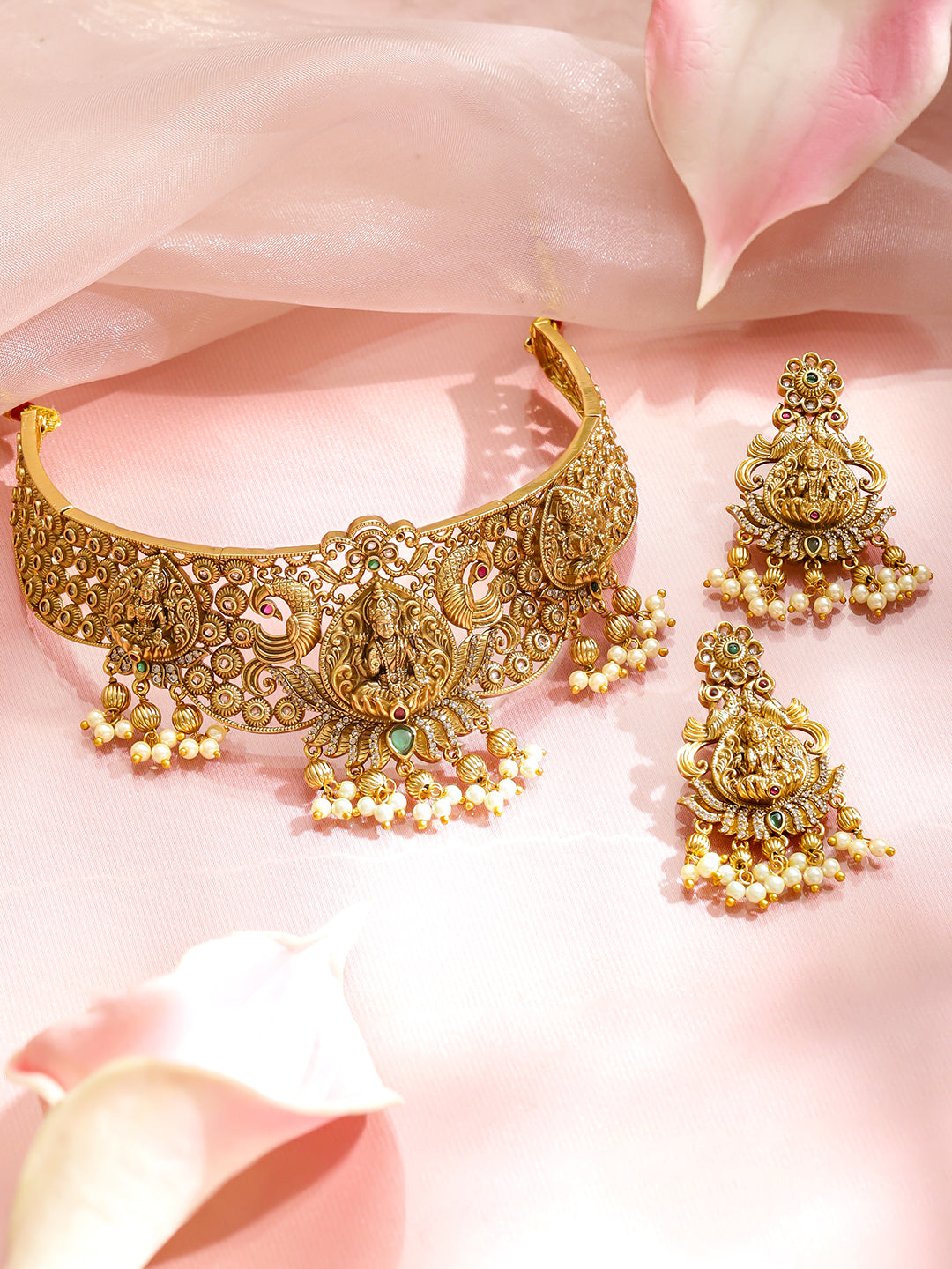 Laxmi Motif Gold Toned Pearl Drop Choker Set フリーサイズ