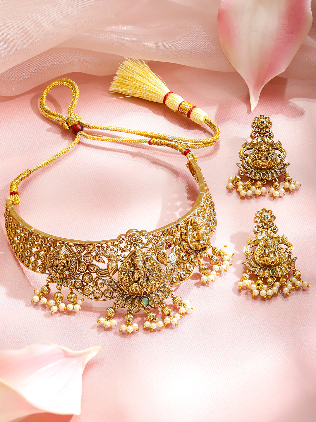 Laxmi Motif Gold Toned Pearl Drop Choker Set フリーサイズ