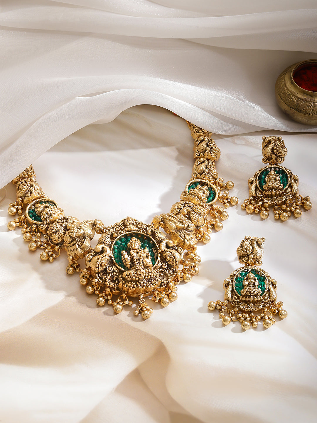 Laxmi Motif Green Bedded Gold Necklace Set フリーサイズ