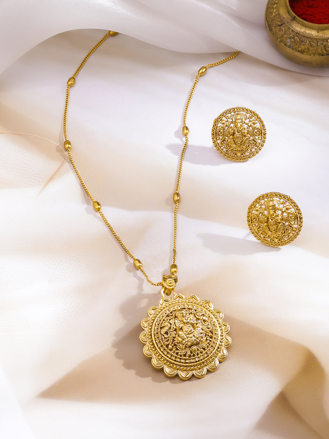 Ganesh Motif Gold Pendant Necklace Set フリーサイズ