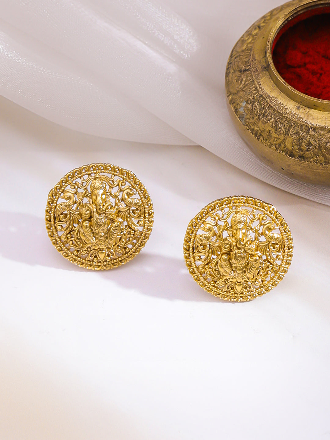 Ganesh Motif Gold Pendant Necklace Set フリーサイズ