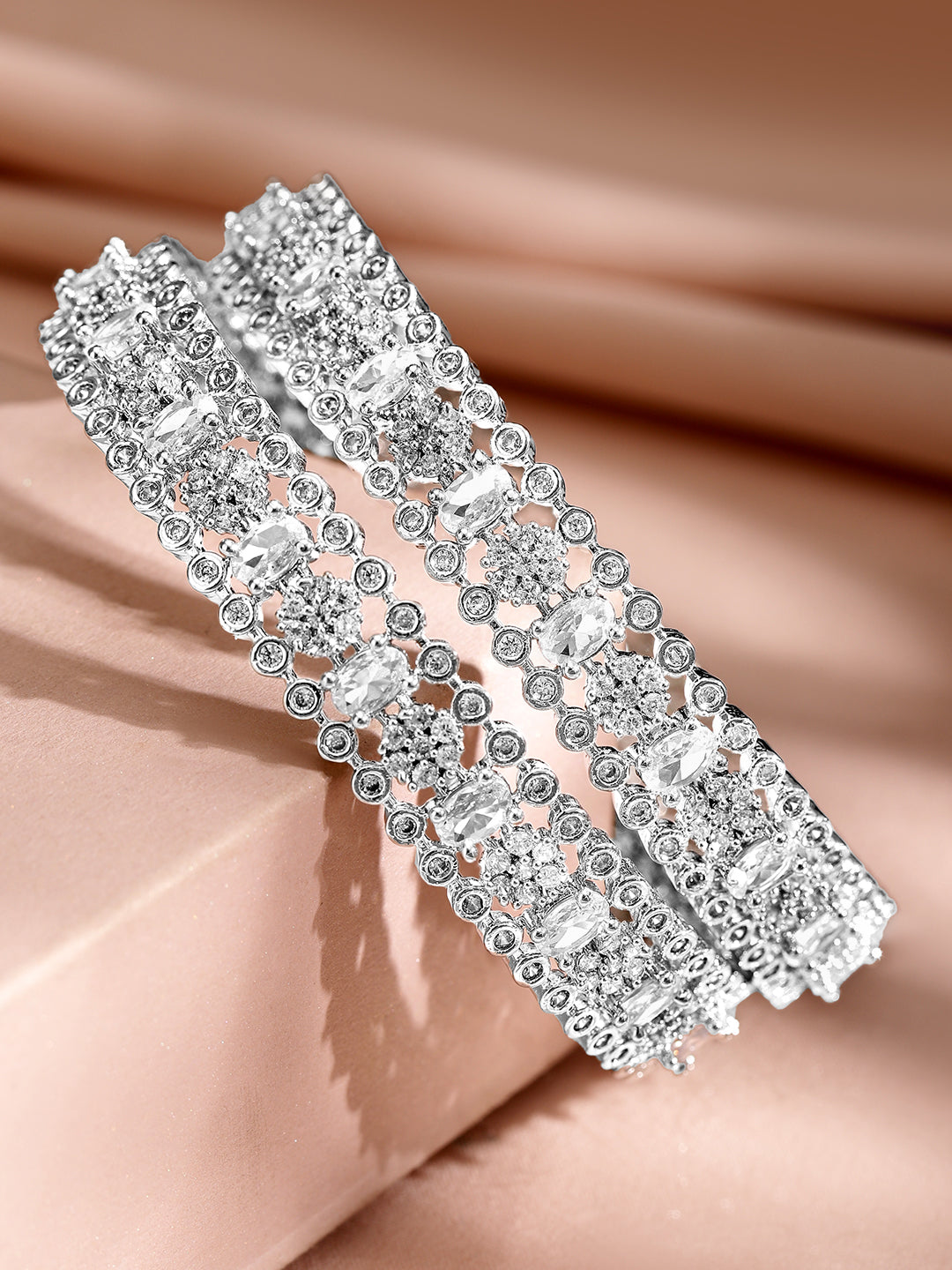 Charming American Diamond 2.4 - Small