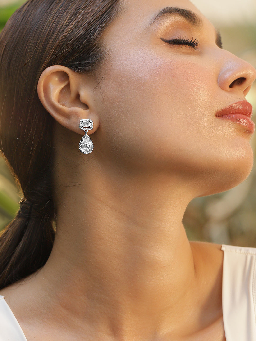 【Rubans】 Glitz & Glow Rhodium-Plated American Diamond Zirconia Drop Earrings｜グリッツ＆グロウ ロジウムメッキ アメリカンダイヤモンド ジルコニア ドロップピアス