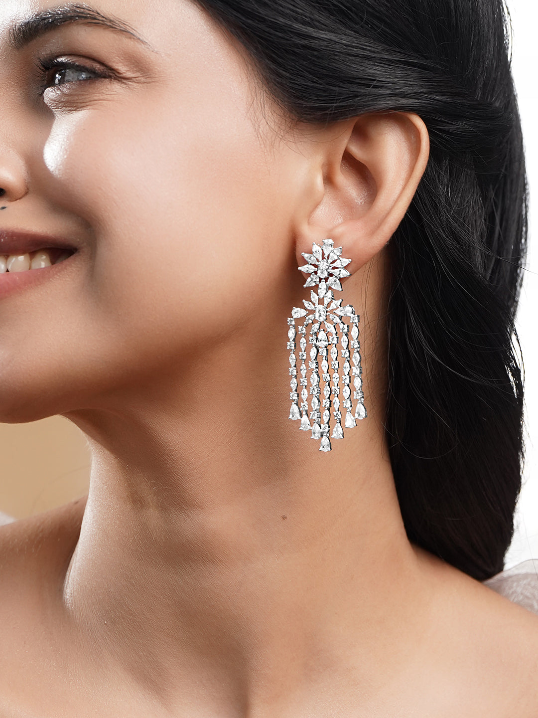 【Rubans】 Rhodium Plated Floral Teardrop Dangler Earrings｜ロジウムメッキ フローラル ティアドロップ ダングラー イヤリング