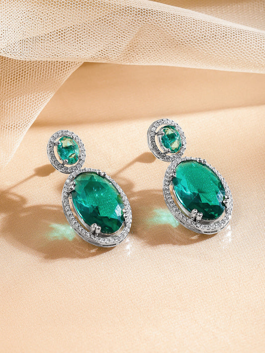 Emerald Glow Silver Drop Earrings フリーサイズ