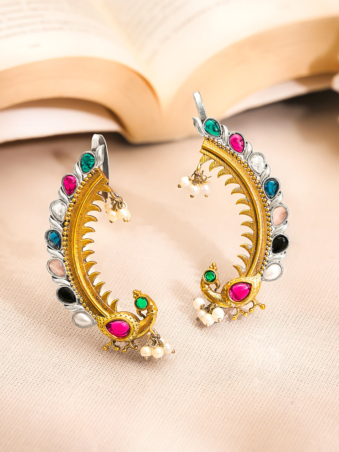 Gold Plated Brass Multicolour Kundan Pearl Dual Tone Ear Cuff Earrings フリーサイズ