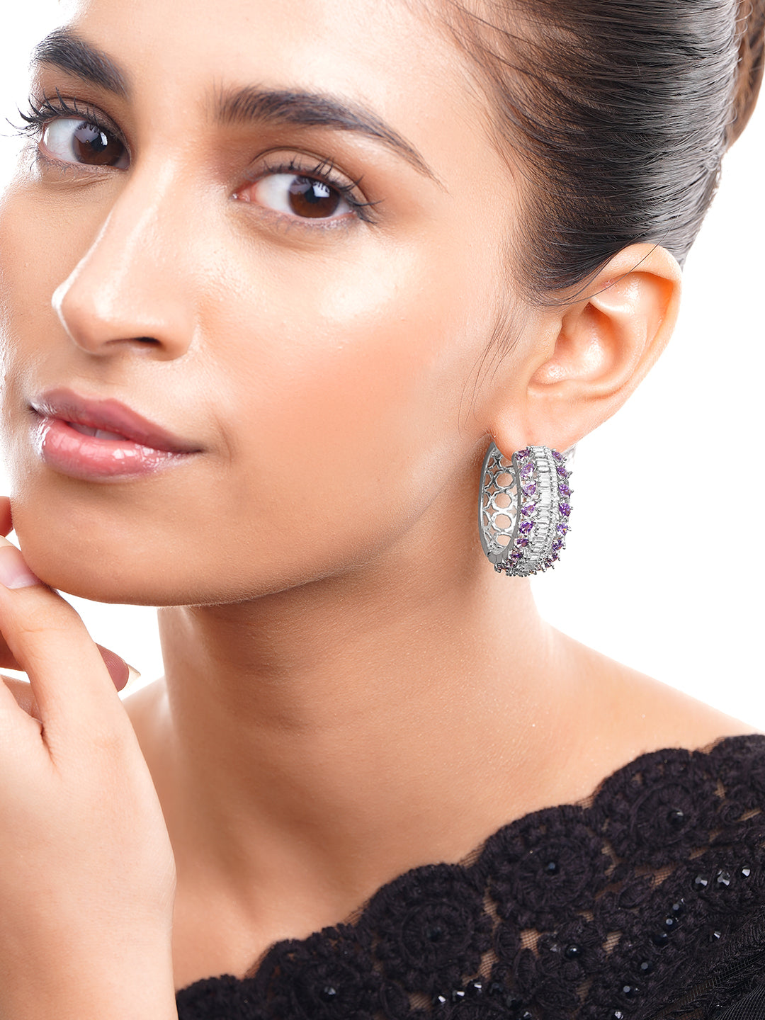 【Rubans】 Rhodium Plated Crystal Zirconia Cutwork Hoop Earrings｜ロジウムメッキ クリスタル ジルコニア カットワーク フープイヤリング