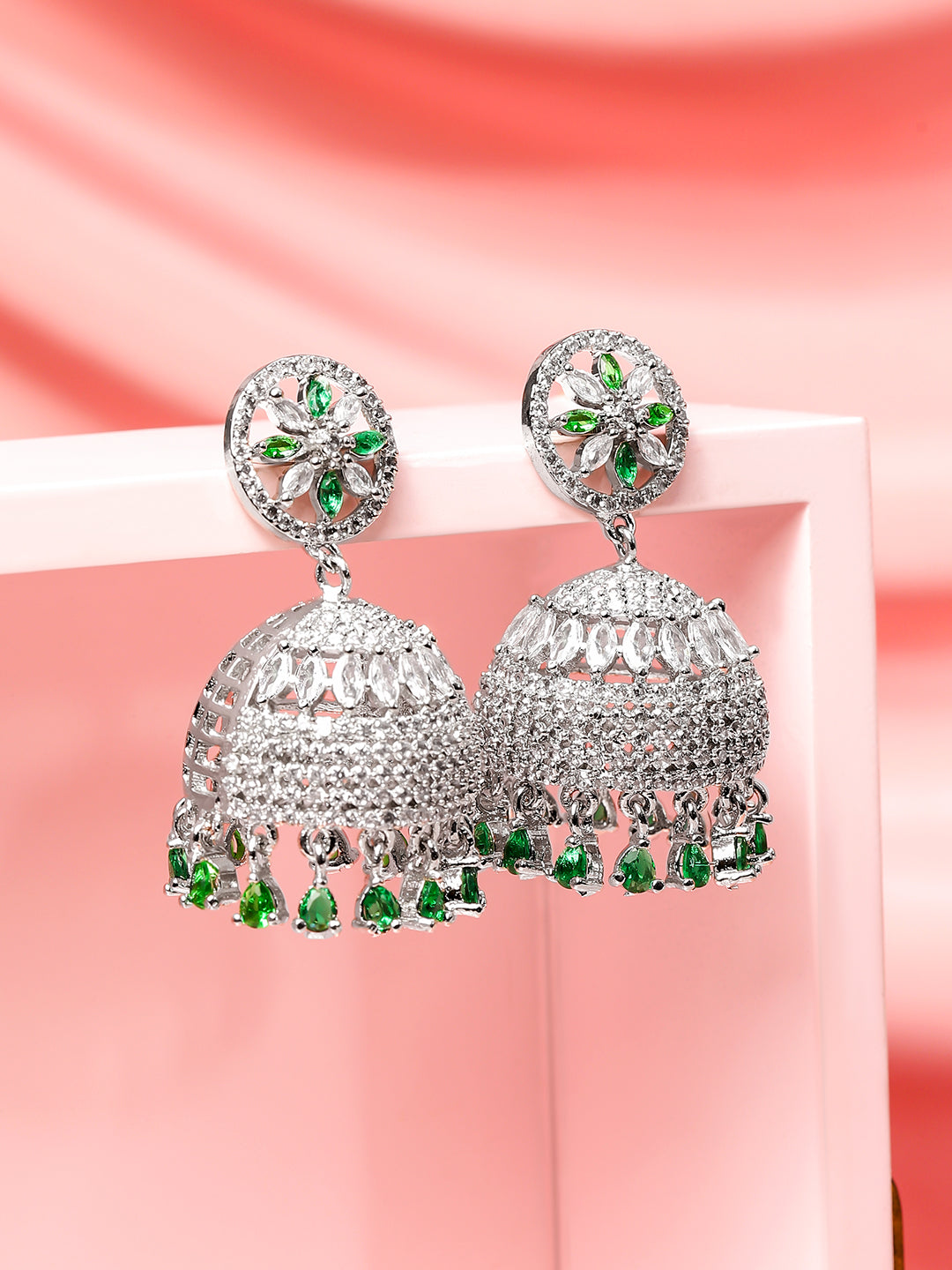 Festive Glow Green American Diamond Zirconia Jhumka フリーサイズ