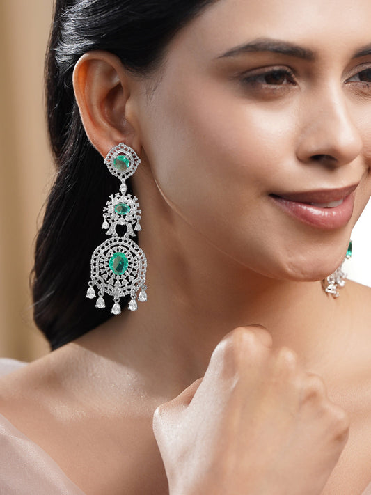 Enerald Diva Dangler Earrings フリーサイズ