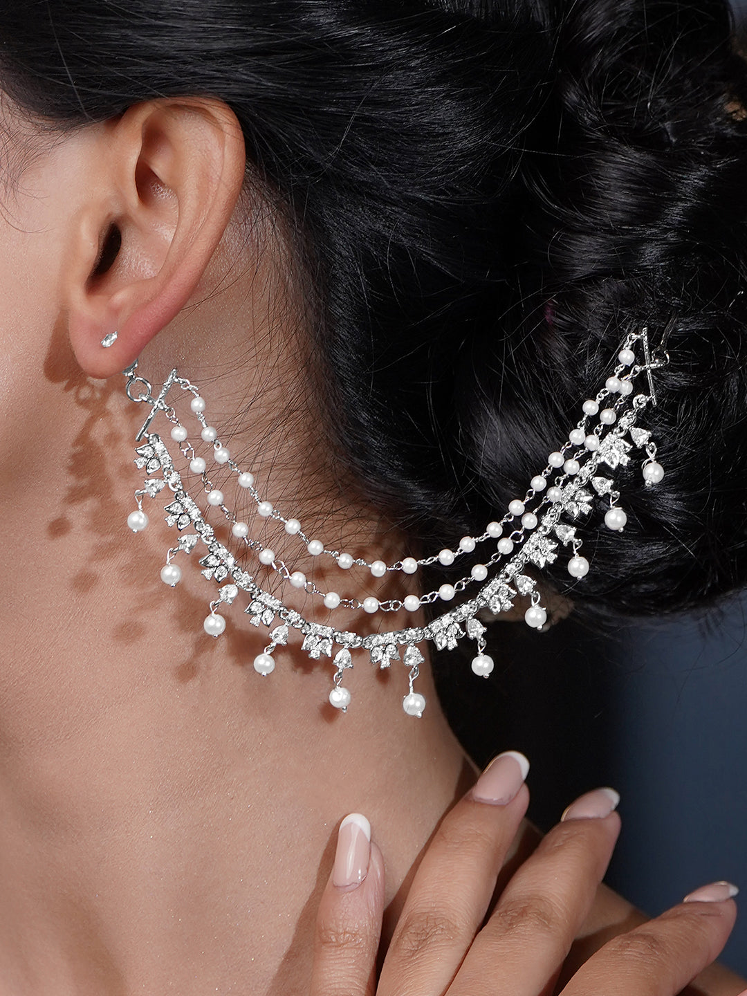 Rubans Rhodium Plated Brass CZ Studded Pearl Multilayer Ear Kaan Chain Earring フリーサイズ