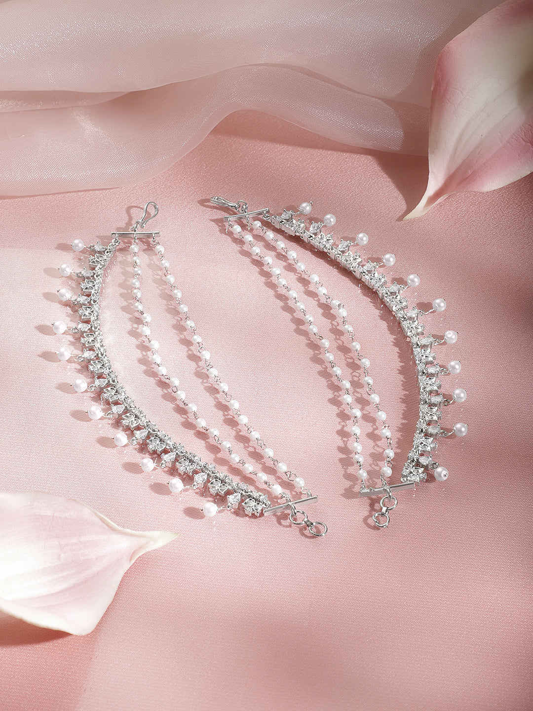 Rubans Rhodium Plated Brass CZ Studded Pearl Multilayer Ear Kaan Chain Earring フリーサイズ