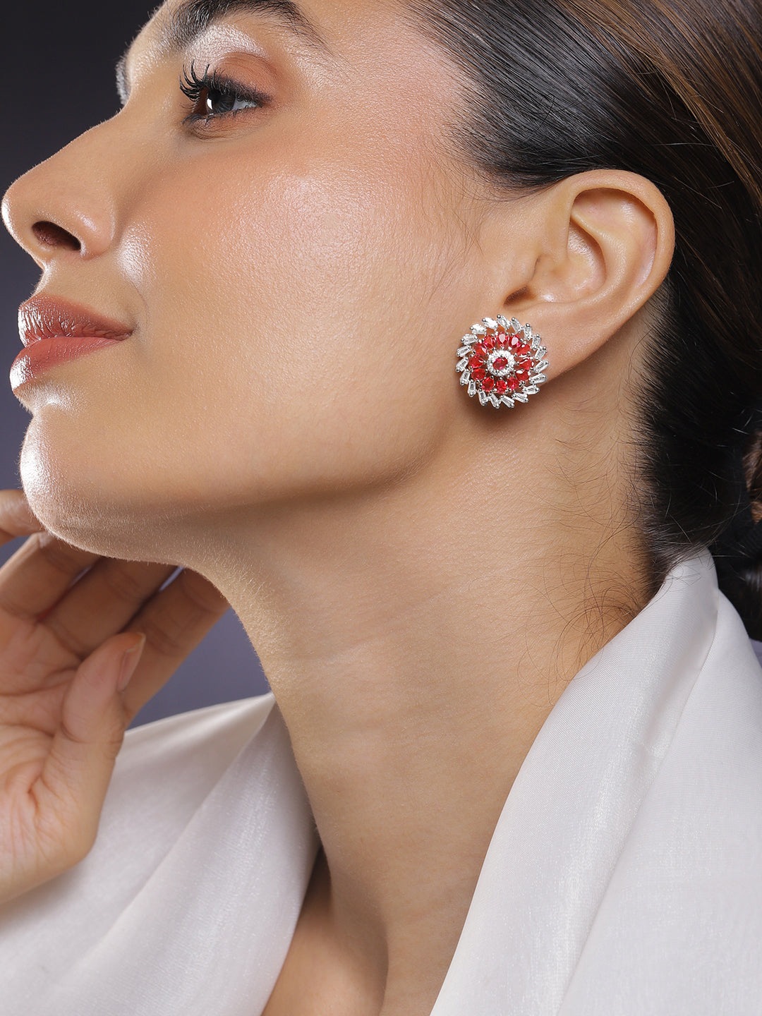 Ruby Royale Bloom Stud Earrings フリーサイズ