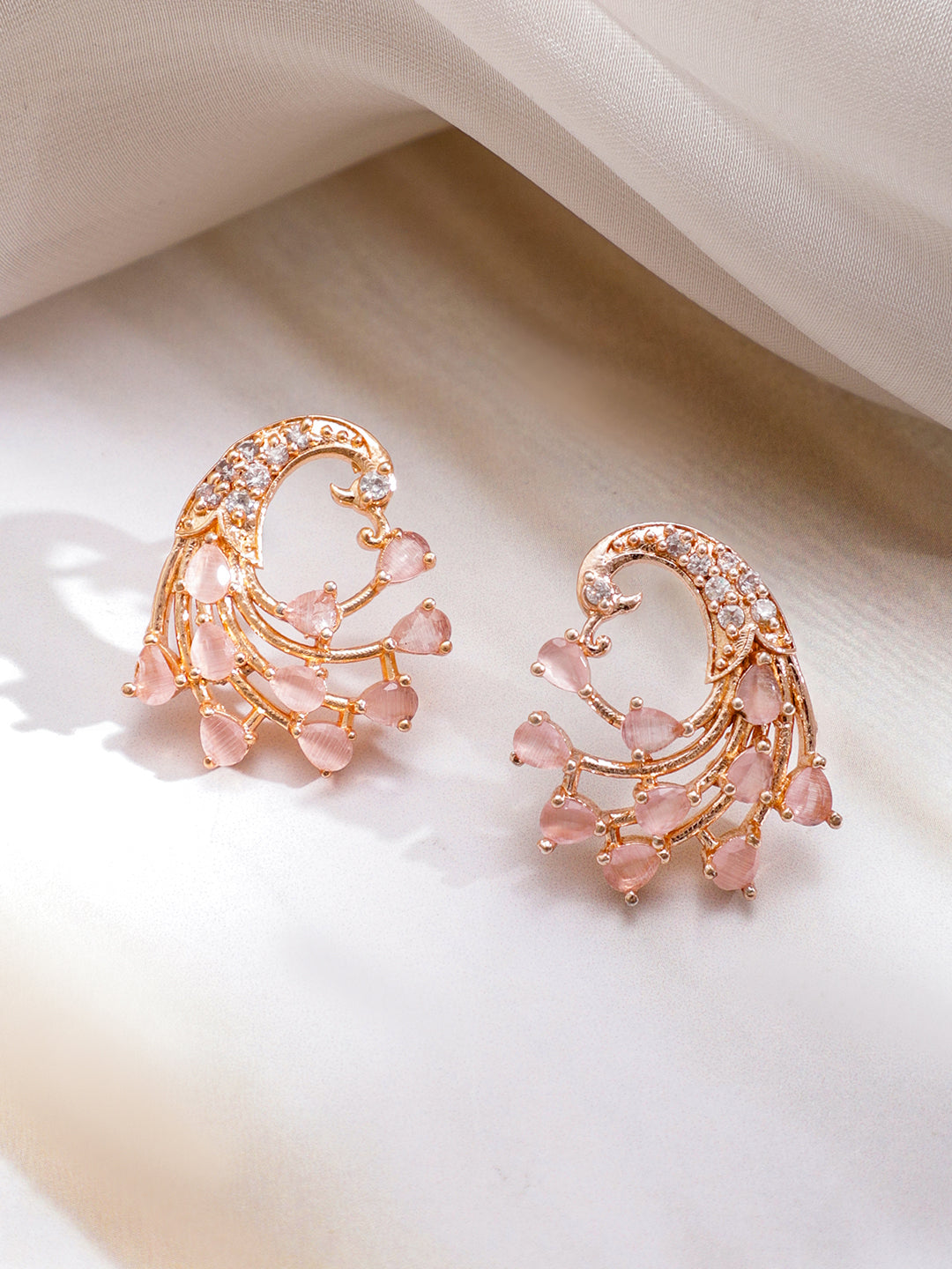 Gold Toned Pink Stud Earrings フリーサイズ