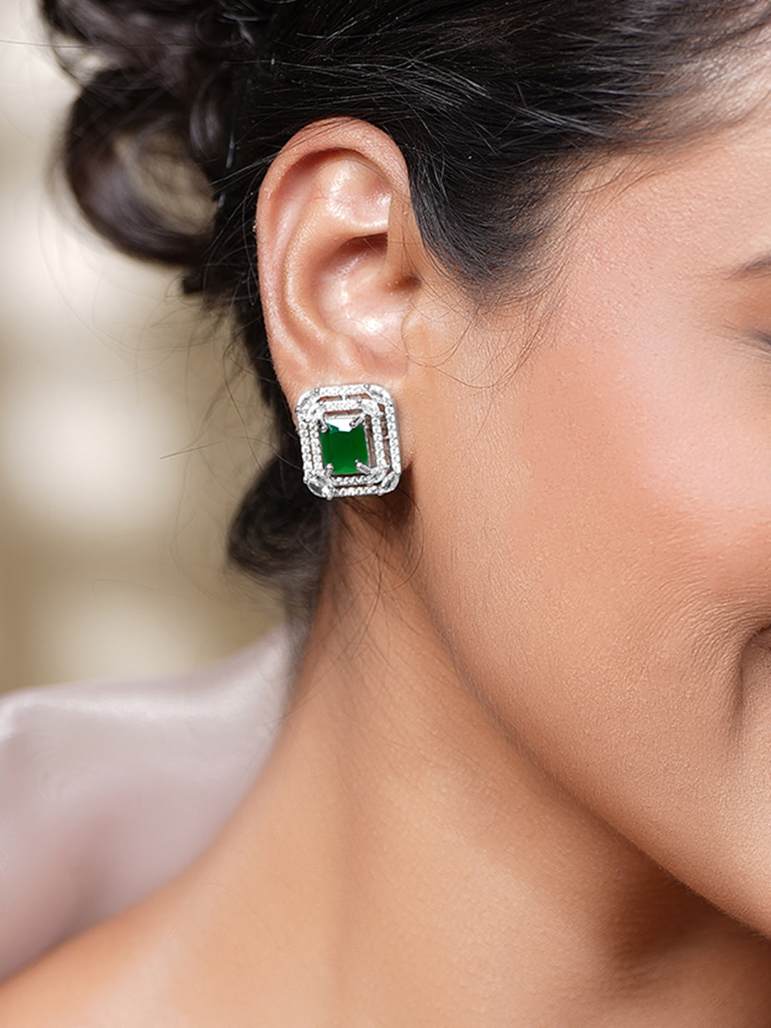 Evening Luxe Emerald Stud Earrings フリーサイズ