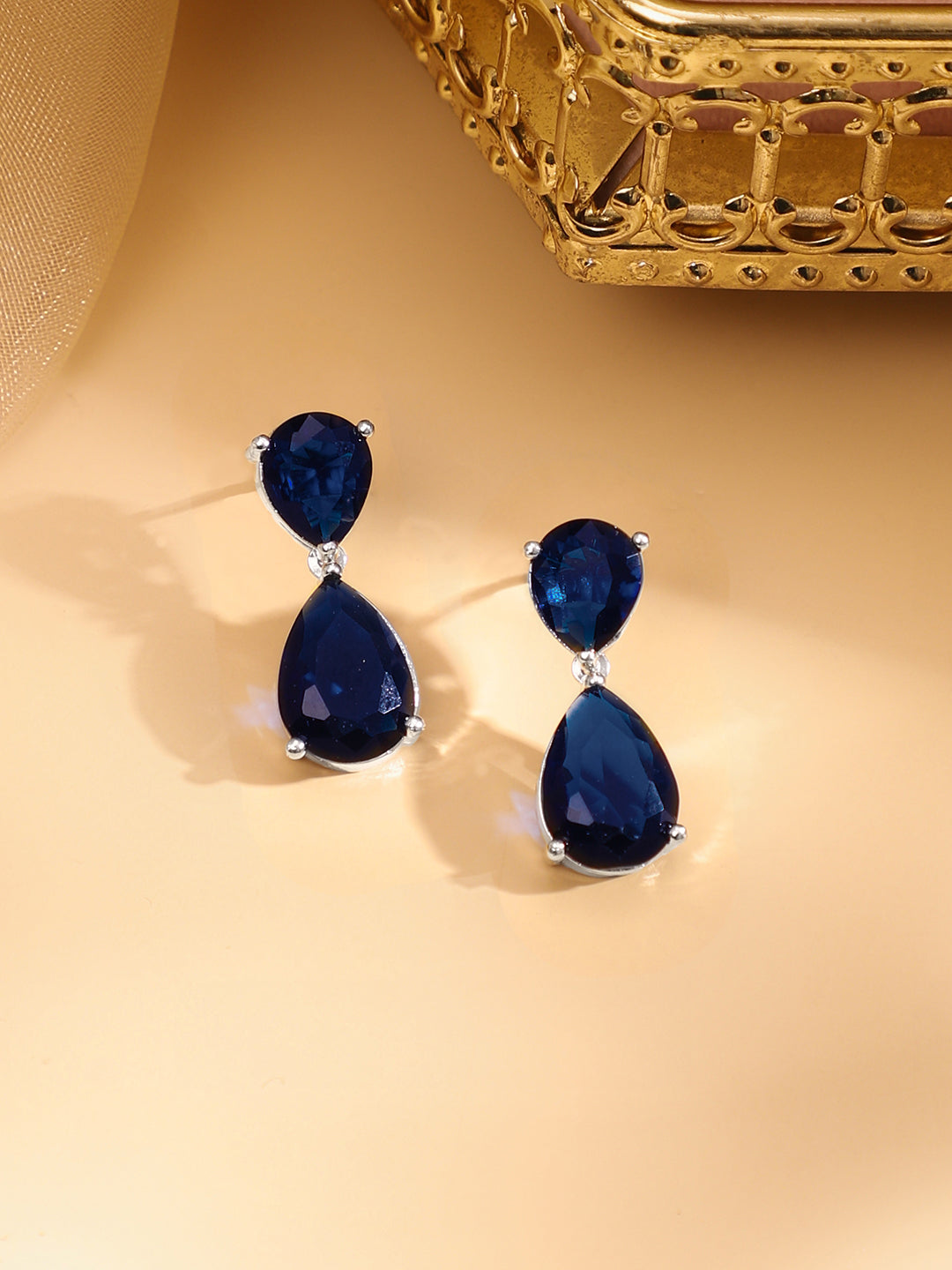 Chic Saphire Blue Necklace Set Blue