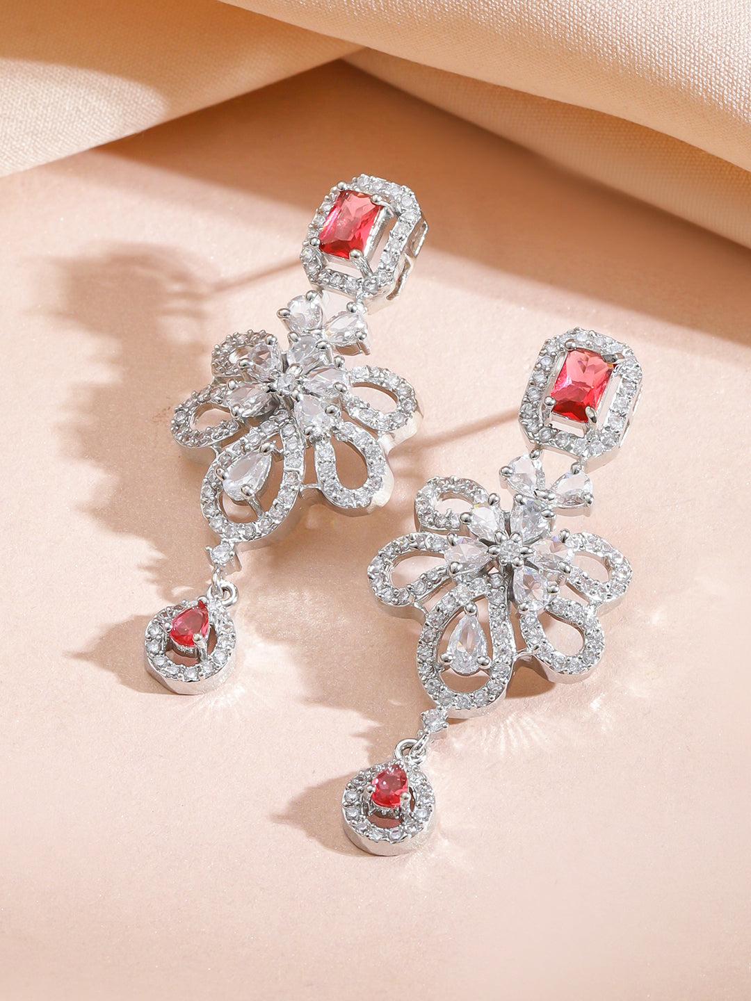Red Studded American Diamond Zirconia Floral Necklace Set フリーサイズ