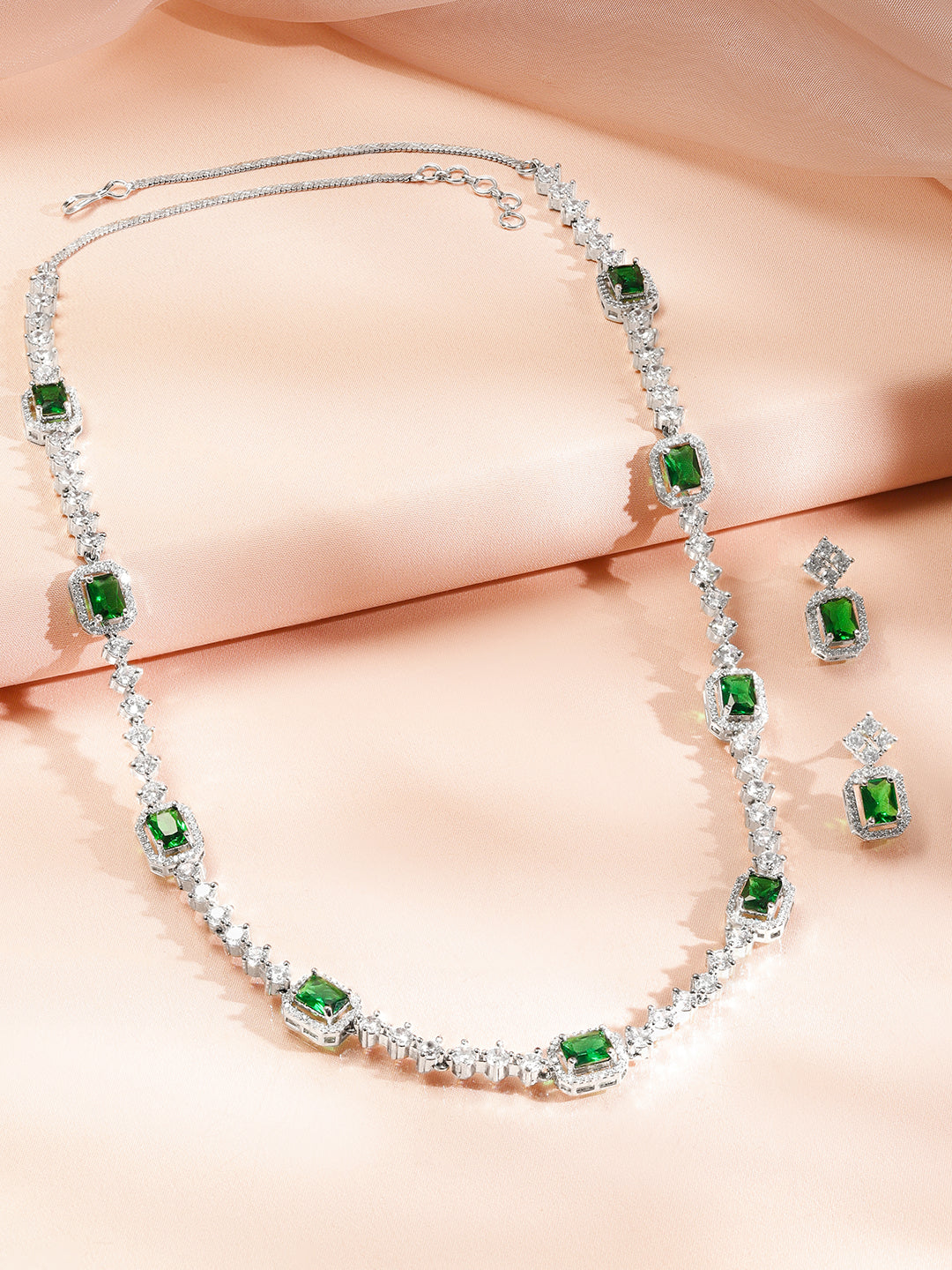 Emerald Studded American Diamond Zirconia Necklace Set フリーサイズ