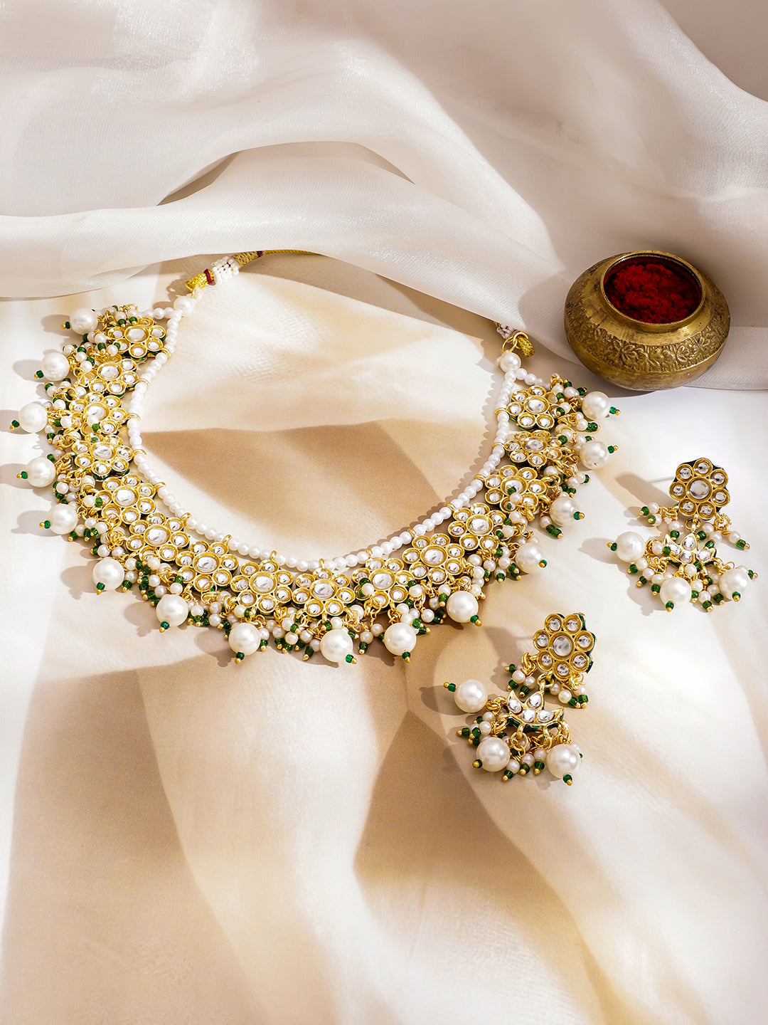 Kundan Grace in Emerald Bloom Necklace Set フリーサイズ