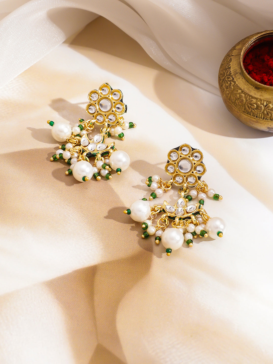 Kundan Grace in Emerald Bloom Necklace Set フリーサイズ